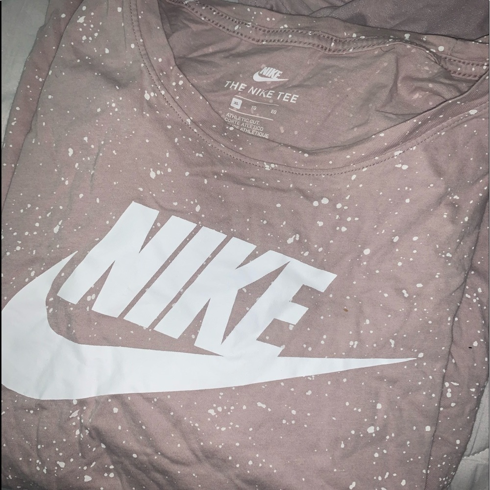 Men’s splattered Nike t shirt